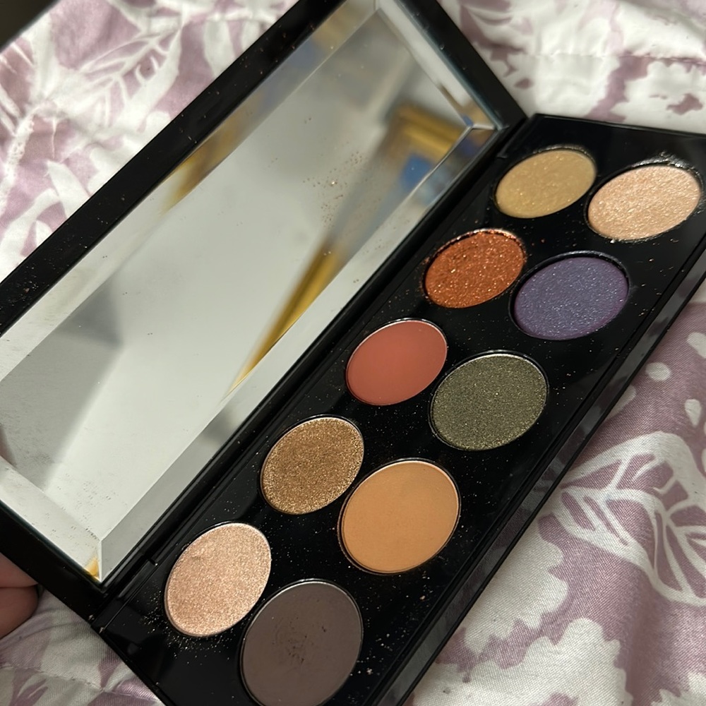 Pat McGrath Mothership VI